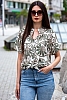Ефектна дамска риза на фигурални мотиви